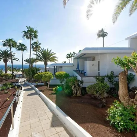 アパート Two Bedrooms With Pool, Wifi, Ac, 500m From The Beach In Puerto Del Carmen プエルト・デル・カルメン