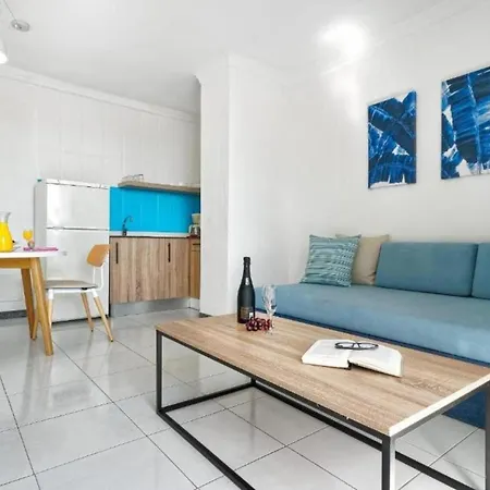 Apartamento Two Bedrooms With Pool, Wifi, Ac, 500m From The Beach In Puerto Del Carmen