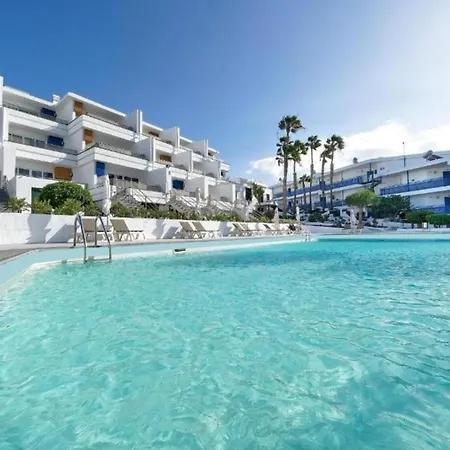Two Bedrooms With Pool, Wifi, Ac, 500m From The Beach In Puerto Del Carmen プエルト・デル・カルメン